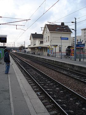 Le Bourget Train station.JPG