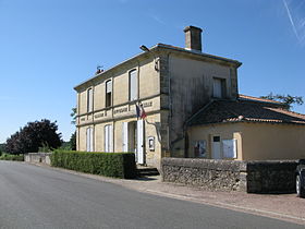La mairie de Saint-Sulpice-de-Pommiers