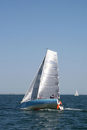 Mini 6.50 (FRA 435) en entrainement dans la baie de La Rochelle