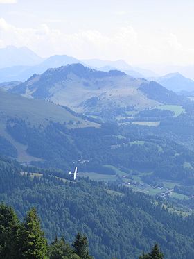 La Pointe de Miribel, montagne d'Habère-Lullin, vue depuis le Mont Forchat
