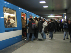 Montreal-Metro-Rush Hour-01.png