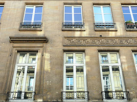 Détail de la façade sur la rue du Faubourg-Poissonnière