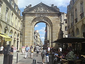 Porte Dijeaux
