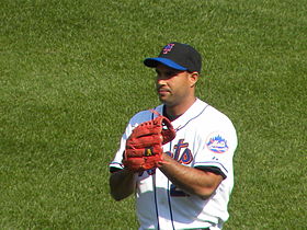 Raul Valdes MLB Debut 2010-04-11.jpg