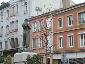 Statue de Michel Rondet à La Ricamarie.