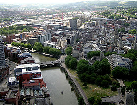 Vue de Bristol avec la rivière Avon