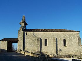 Vue sud de l'église (fév. 2010)