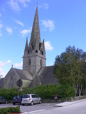 L'église de Rosporden et son imposant clocher.