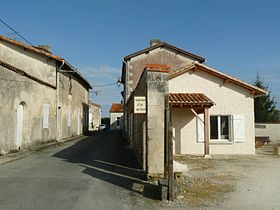 Rue principale de Rouffiac
