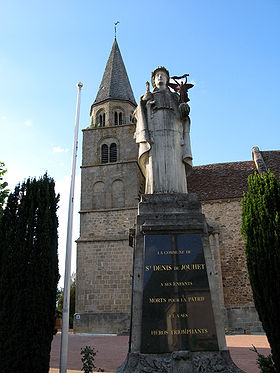 L'église et le monument aux morts.