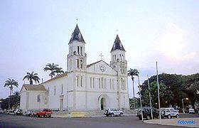 La cathédrale de São Tomé