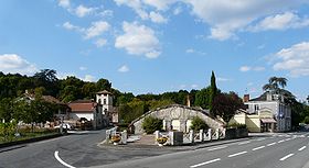 Le bourg de Sarliac-sur-l'Isle