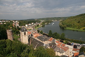 Le Centre-Ville, l'Eglise Notre-Dame et la Moselle, depuis le Château des Ducs de Lorraine