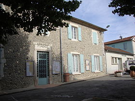 Saint-.Laurent-du-Pape, mairie et école