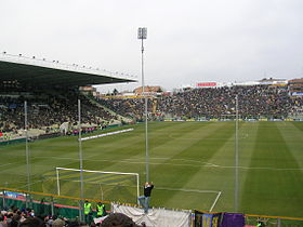 Stadio Ennio Tardini.jpg