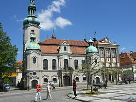Église et Hôtel de ville