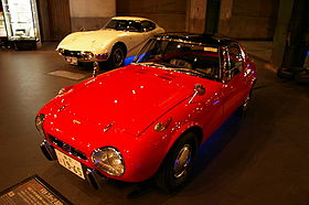 Toyota Sports800 and Toyota 2000GT at MEGAWEB 002.JPG