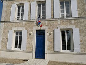 La mairie de Triac-Lautrait
