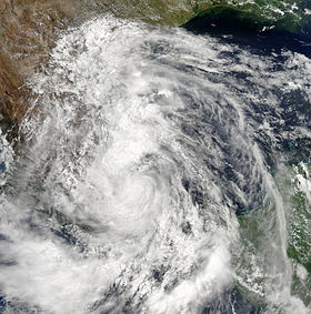 Arlene le 30 juin à 19 h 45 UTC après avoir touché la côte Mexicaine