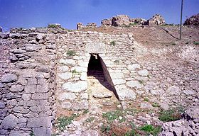 Entrée du site d'Ougarit (Ras Shamra) au nord de Lattaquié (côte syrienne)