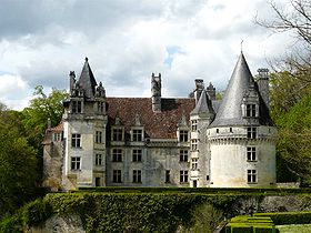Image illustrative de l'article Château de Puyguilhem (Villars)