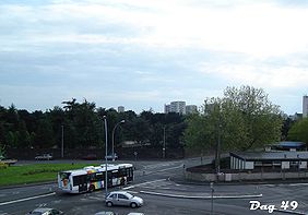Bus de la ligne 7 passant dans la cité du Daguenet à Angers
