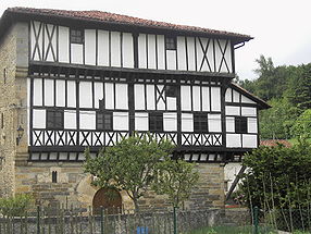 maison-palais du XIIIe siècle.