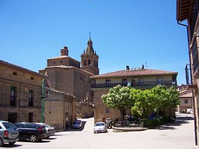 Plaza Mayor de Briñas - La Rioja.jpg