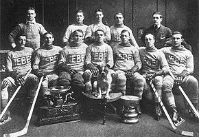 10 mars 1913 - Pour une deuxième année consécutive, les Bulldogs de Québec remportent la Coupe Stanley par deux parties à zéro contre les Milionaires de Sydney.