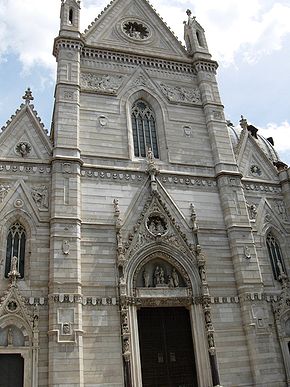 Duomo di Napoli (facciata).jpg