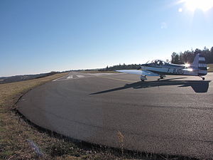Aérodrome de Fumel-Montayral 1.JPG