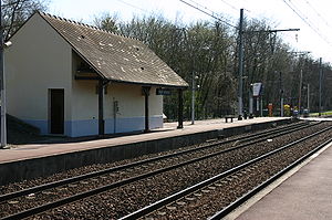 Gare de Buno-Gironville IMG 1920.JPG