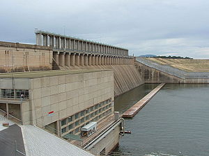 Hume Dam.jpg
