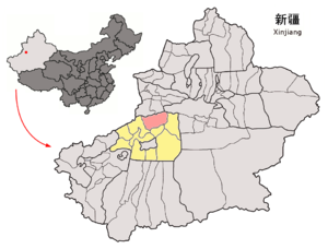 Localisation du xian de Baicheng (en rose) dans la préfecture d'Aksou (en jaune)