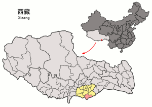 Localisation du xian de Cuona (en rose) dans la préfecture de Shannan (en jaune)