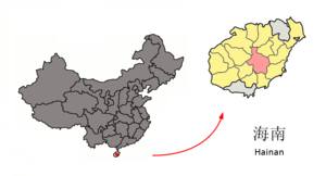 Localisation du xian de Qiongzhong (en rose) dans la zone administrée directement par la province (en jaune)