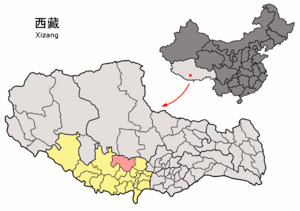Localisation du xian de Xaitongmoin (en rose) dans la préfecture de Xigazê (en jaune)