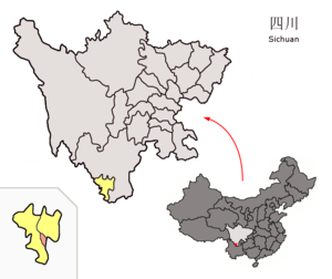 Localisation du xian de Yanbian (en rose) dans la préfecture de Panzhihua (en jaune)