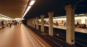Quais de la station « Schuman »