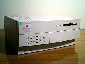 Power Macintosh 7100 66.jpg