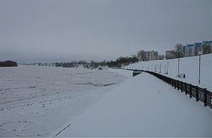Vue du Dniepr en hiver.