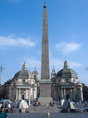 Rome-Piazza del Popolo-Obélisque et églises Santa Maria.jpg