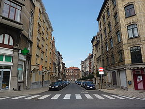La rue Jenatzy vue depuis l'avenue Louis Bertrand