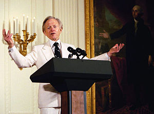 Tom Wolfe à la Maison Blanche en mars 2004.