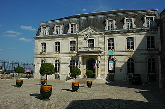 France Loir-et-Cher Blois Hotel de ville 01.JPG
