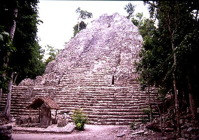 Cobá, Pyramide de Cobá 001 L.D.jpg