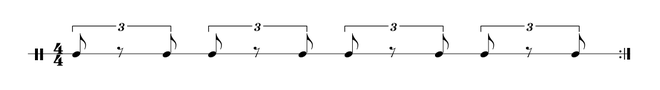 quatre triolets dont le figure centrale est un demi-soupir